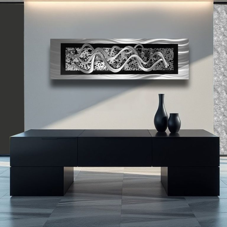 Photo inspiration: Curated Minimalist Handmade Decorative Metal Wall Art Gallery View